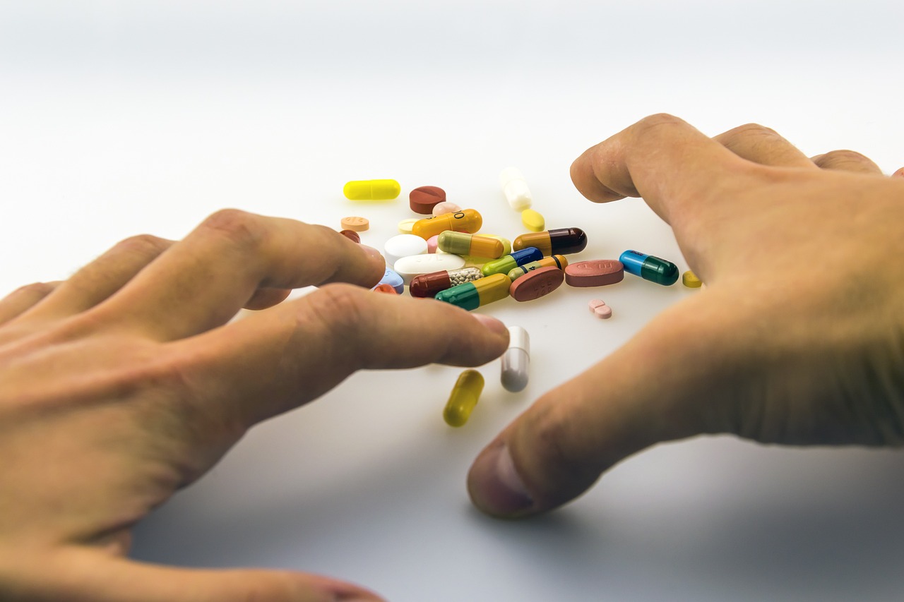hands, one, medicinal products-1903104.jpg